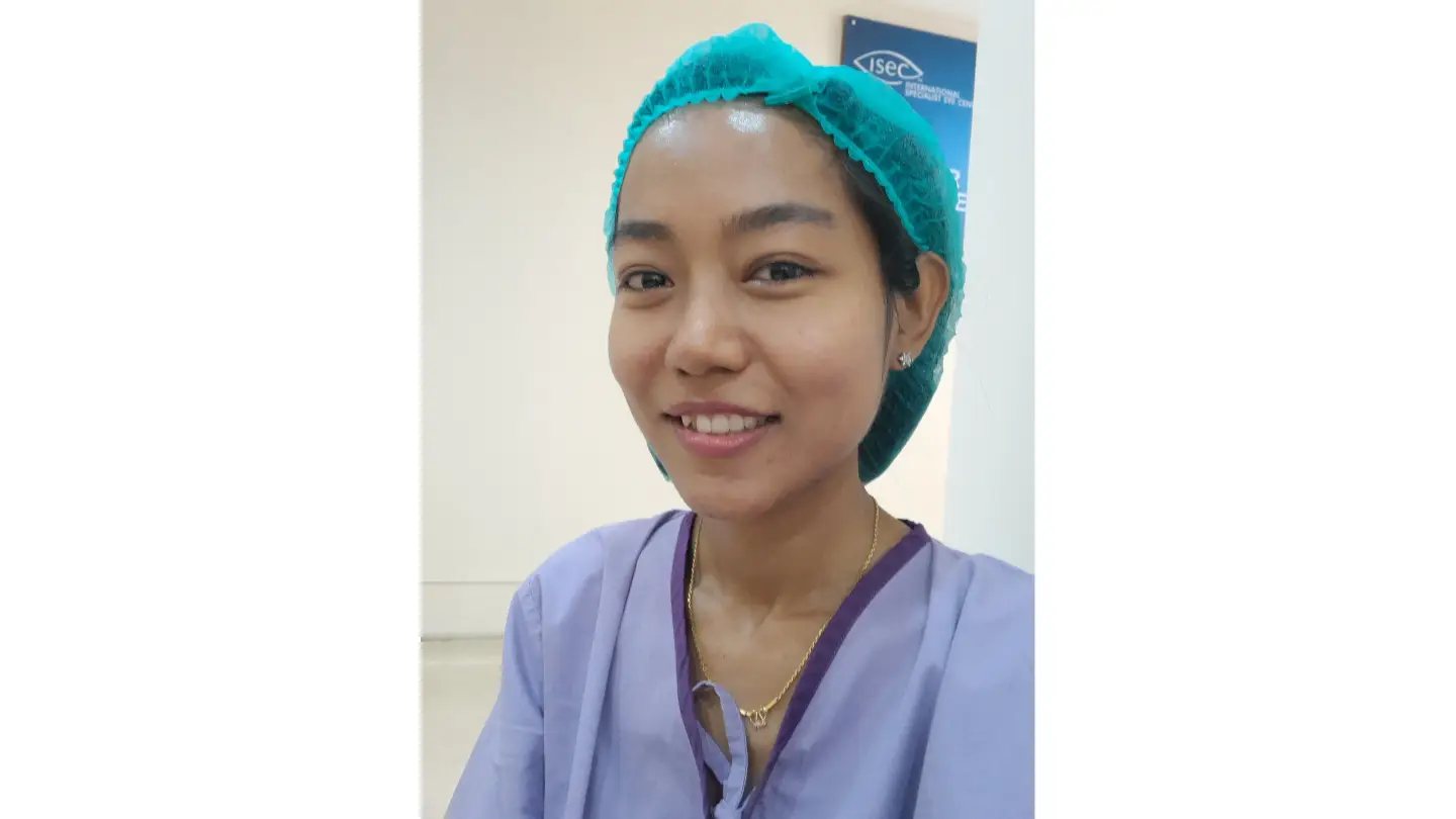 အဝေးမှုန် မျက်မှန်ပါဝါ 425 ကို ISEC Eye Centre Myanmar မှာ lasik လုပ်ပြီး ဖျောက်ခဲ့